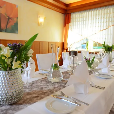 Goldenes Herz Schonbrunn Отель 3*